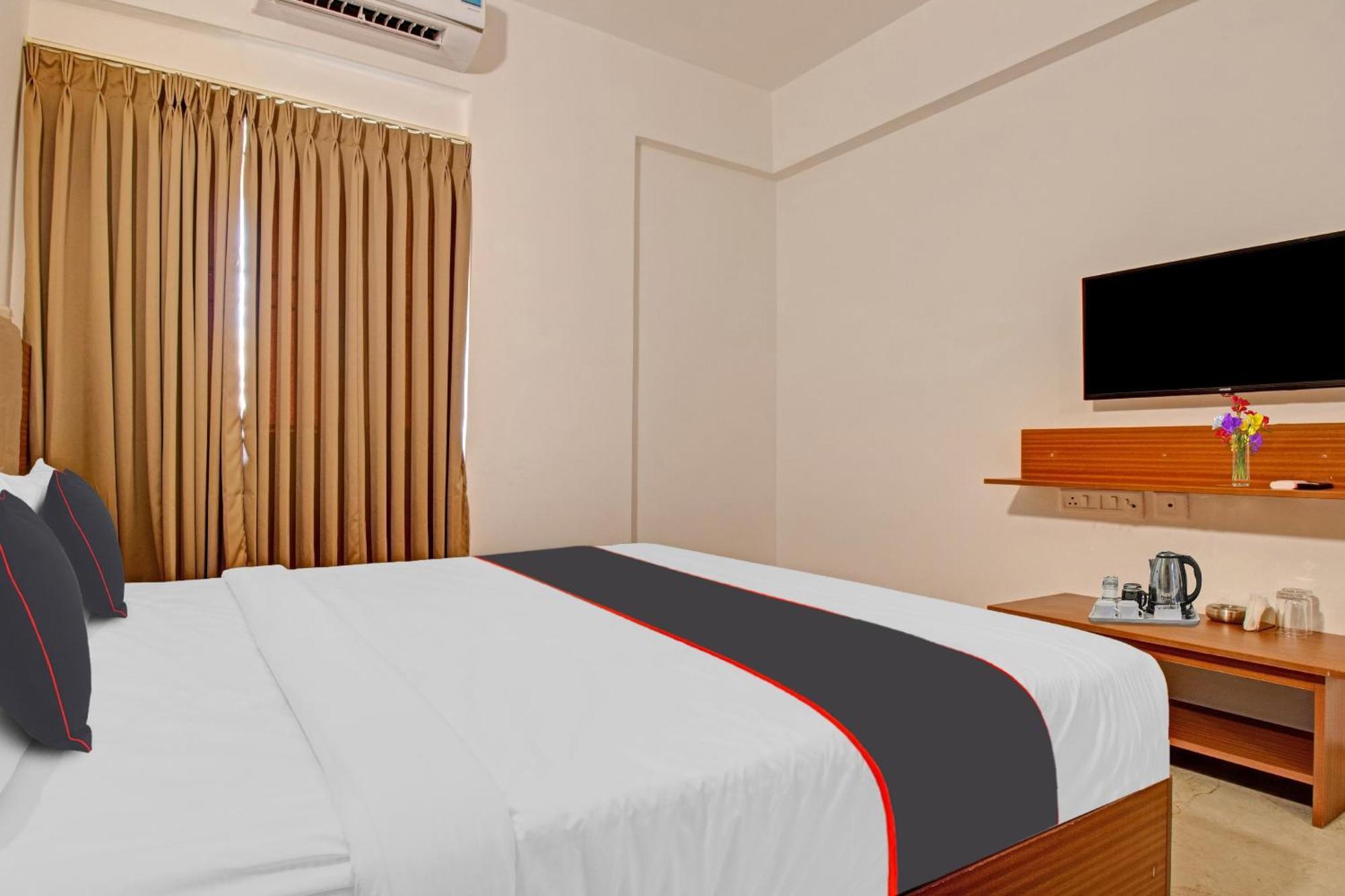 Super Collection O Petals Otium Business Hotel Bangalore Dış mekan fotoğraf