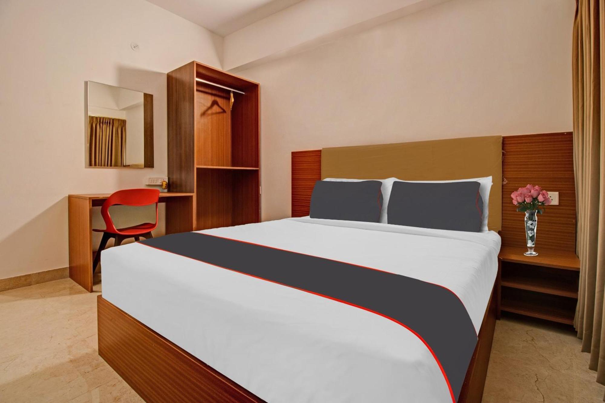 Super Collection O Petals Otium Business Hotel Bangalore Dış mekan fotoğraf